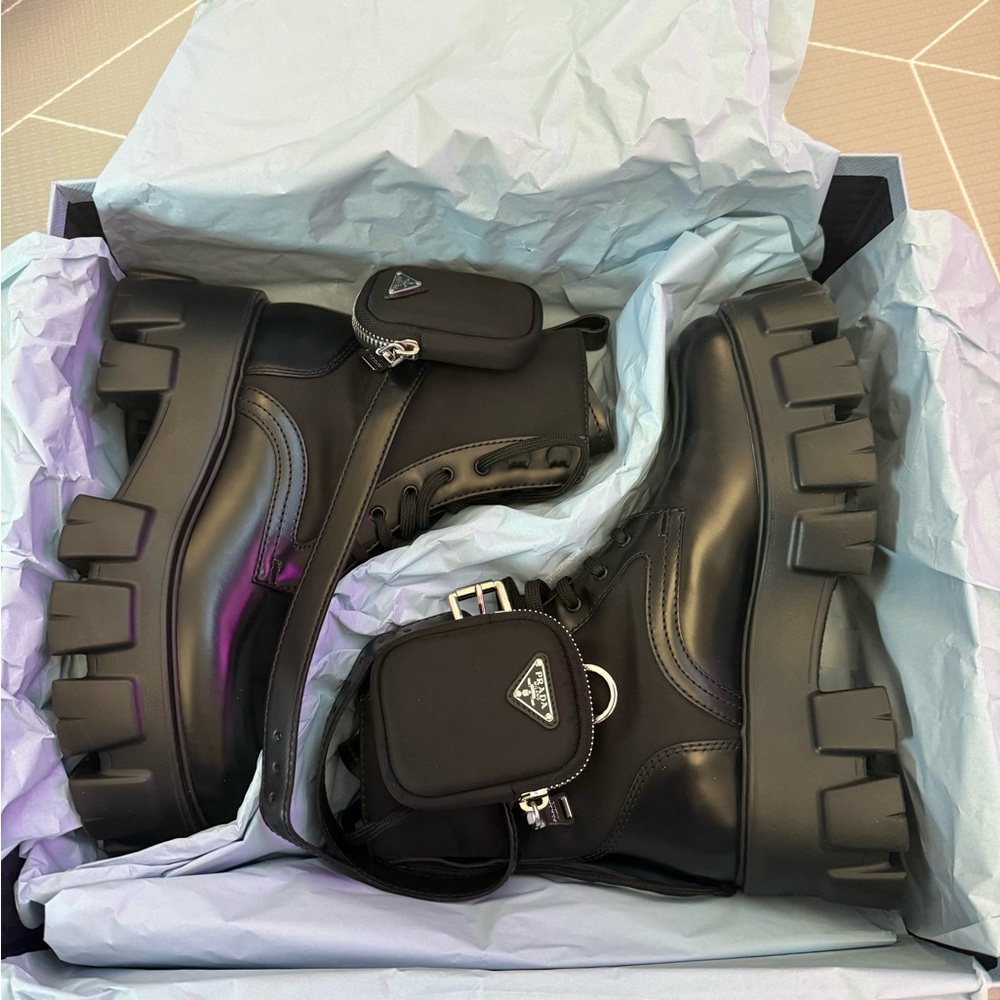 Women's Black Monolith Combat Boots - Picture 1 of 16